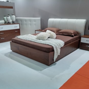 Oak bedroom set 